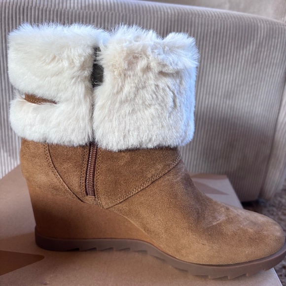 Koolaburra By Ugg Elladine Bootie Brown Suede Leather Wedge Boots Size 11 - Picture 1 of 12